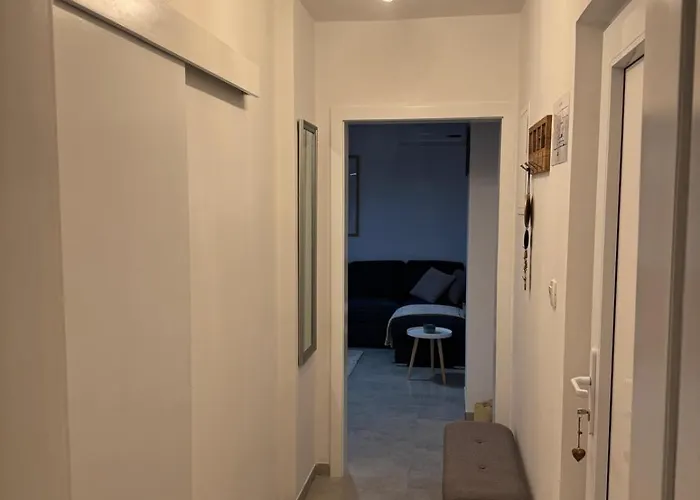 Apartman Ema *