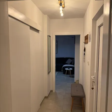 Apartment Ema *